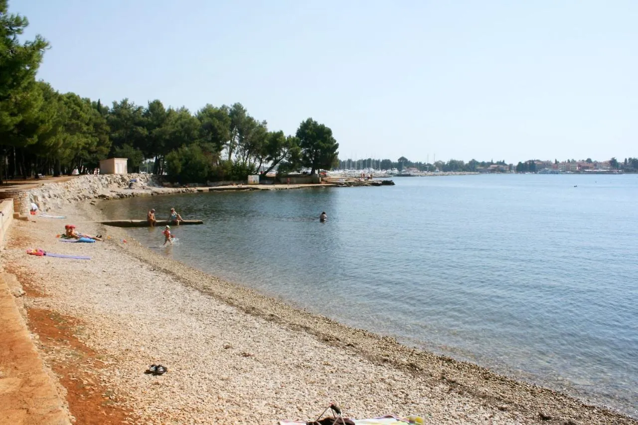 Apartments With A Parking Space Novigrad - 7049 Novigrad Istria